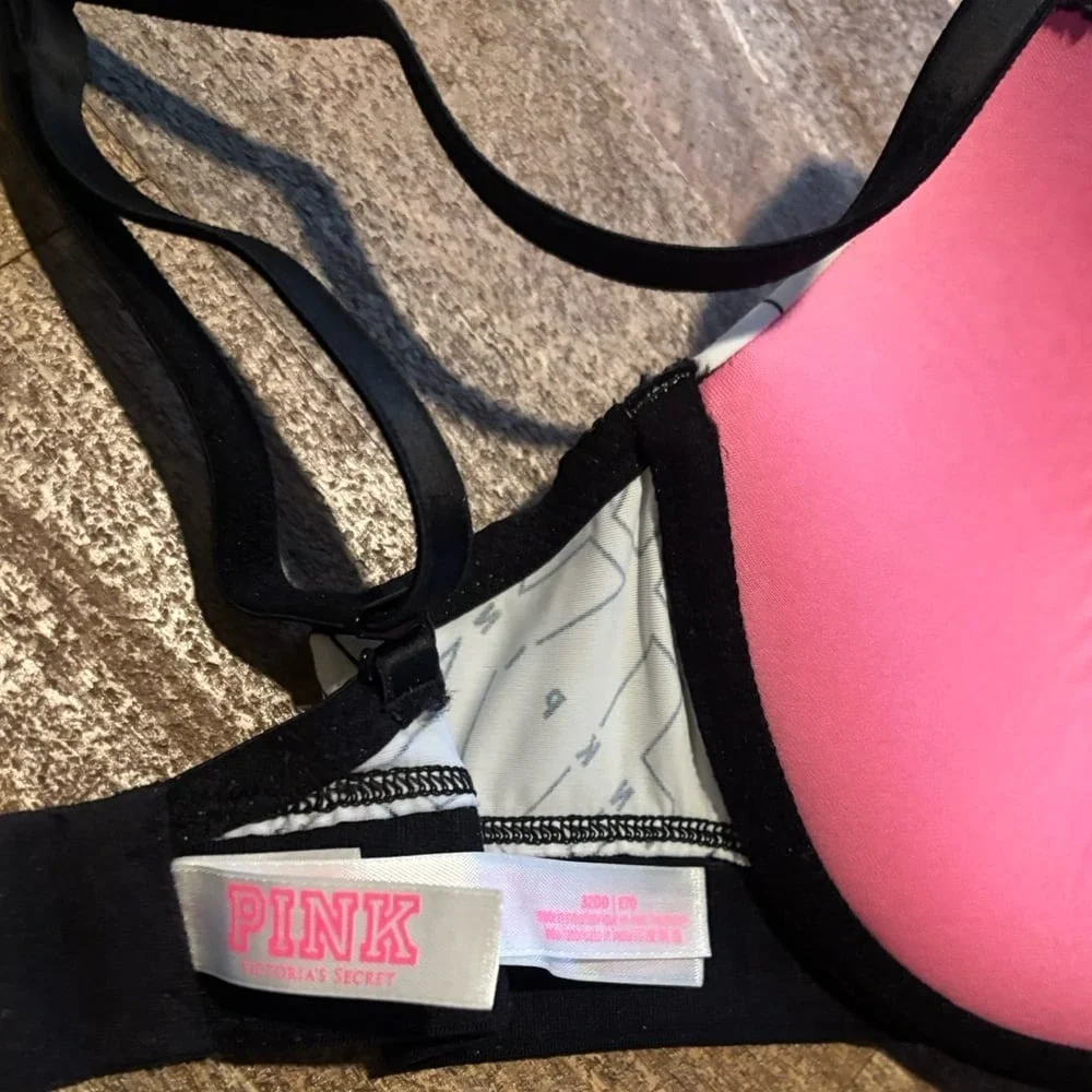 Victoria's Secret Pink Wear Everywhere Push-up Bra Size 32DD